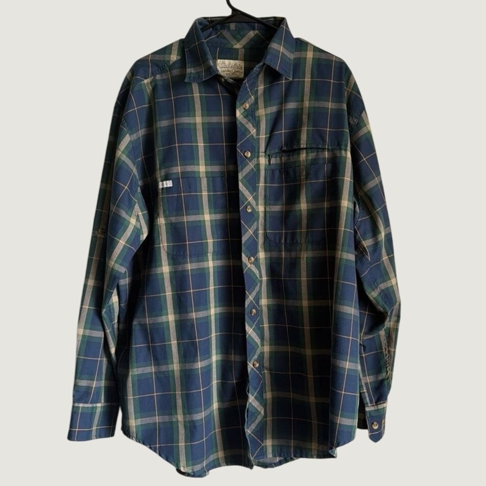 Cabela's Button Down Shirt XL Plaid Outdoor Hiking Polyester Relaxed Navy Green